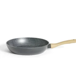 Cuisson<Gifi Poêle tous feux dont induction aluminium noir Ø28cm