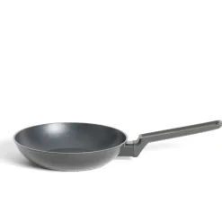 Cuisson<Gifi Poêle tous feux dont induction aluminium noir Ø20cm